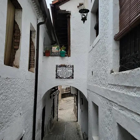 El Refugio De Gredos * غيساندو