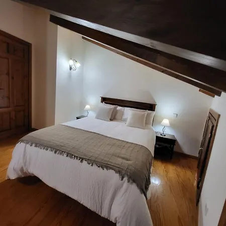 El Refugio De Gredos Шале *