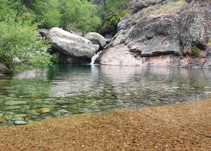 El Refugio De Gredos Domek alpejski *